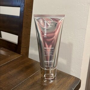 DefenAge 2-MINUTE REVEAL MASQUE